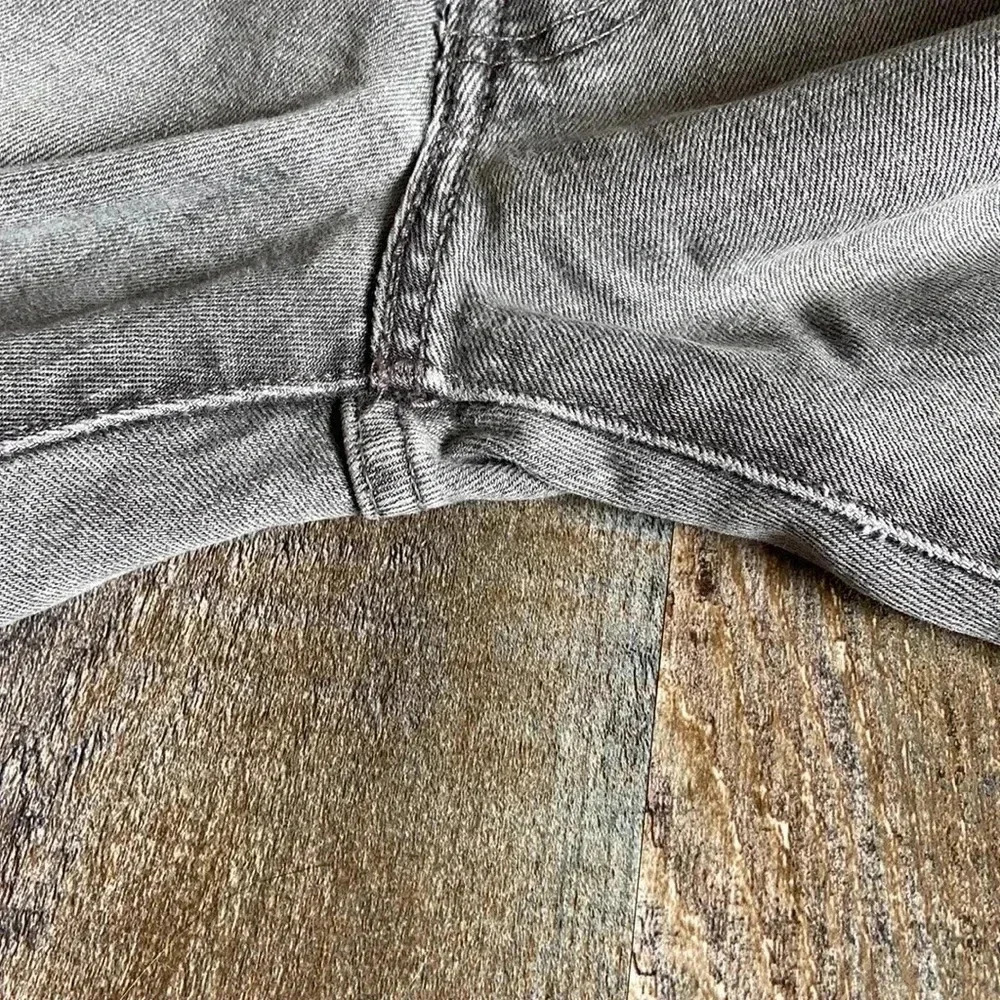 🎉HOST PICK 🎉Levi’s | 511 Light Grey Jeans - Picture 5 of 5